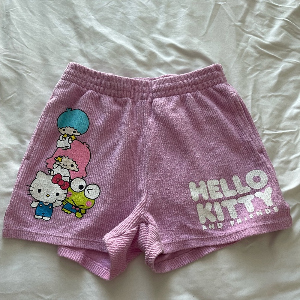 Pink Hello Kitty shorts | XS
